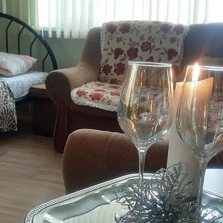 Apartamento Vienibas 38A Daugavpils Exterior foto
